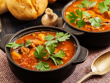 Яхния с говеждо месо, картофи и зеленчуци - снимка на рецептата Яхния с говеждо месо, картофи и зеленчуци - снимка на рецептата